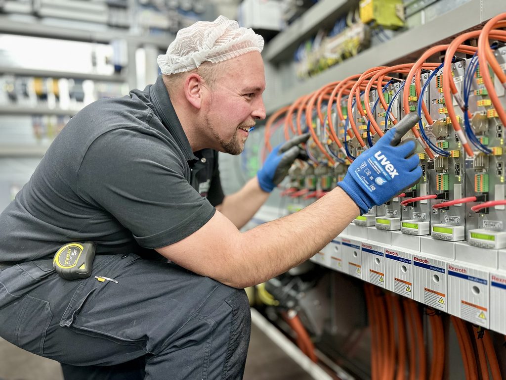 Elektroniker*in für Betriebstechnik / Betriebselektriker*in (m/w/d)